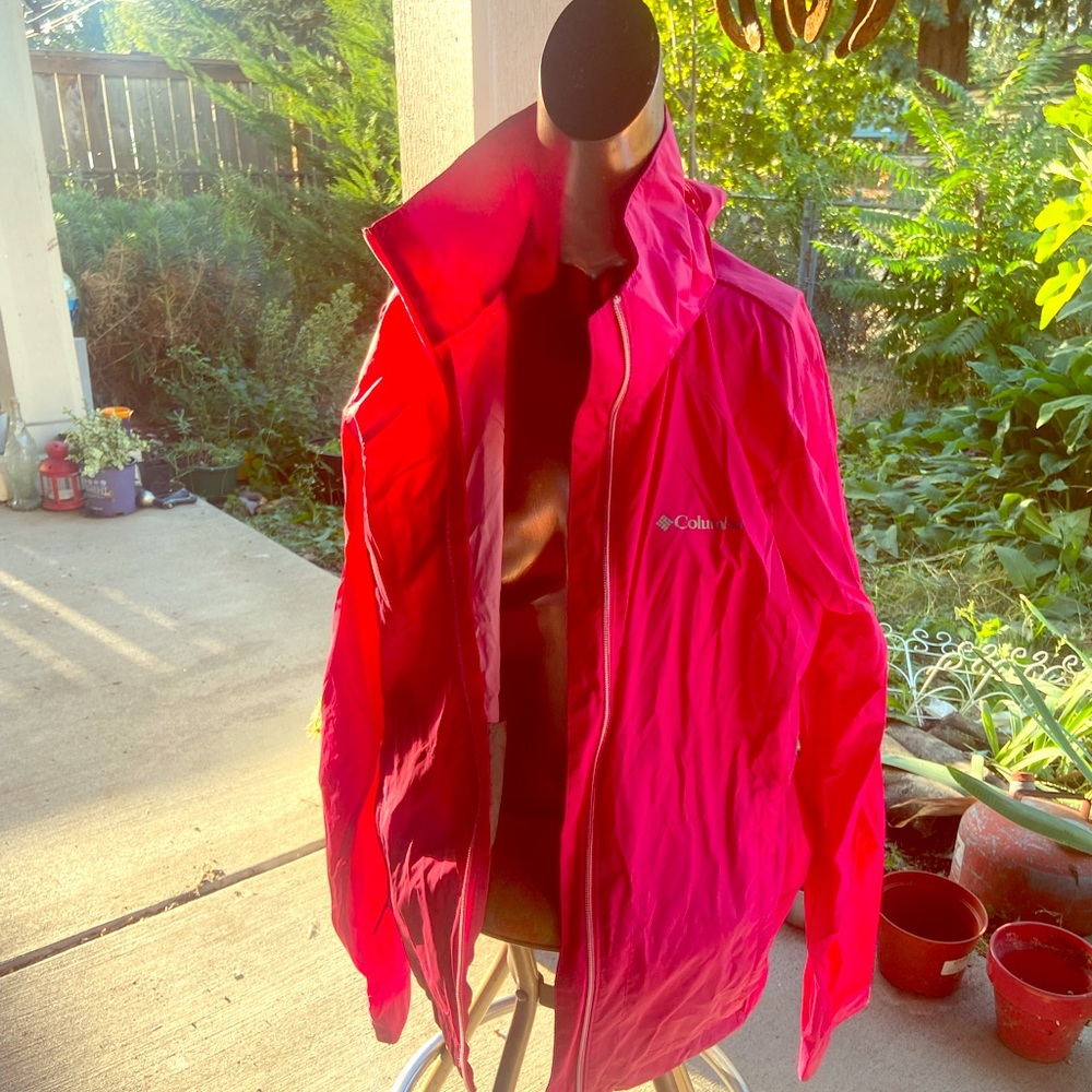 Womens Columbia Rain Shell medium